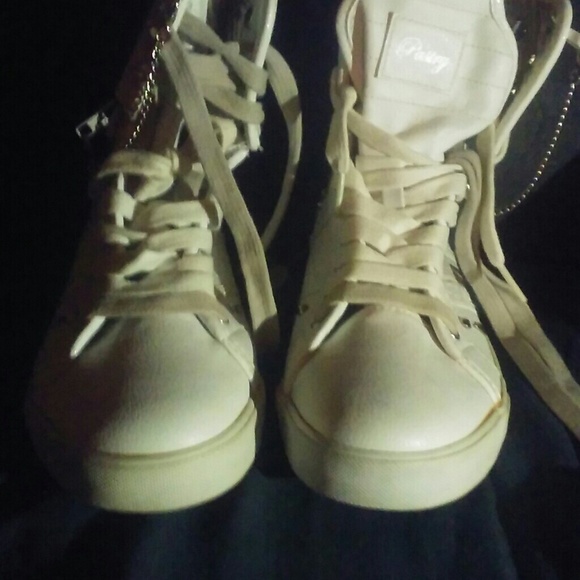 Pastry white shoes - Picture 3 of 4